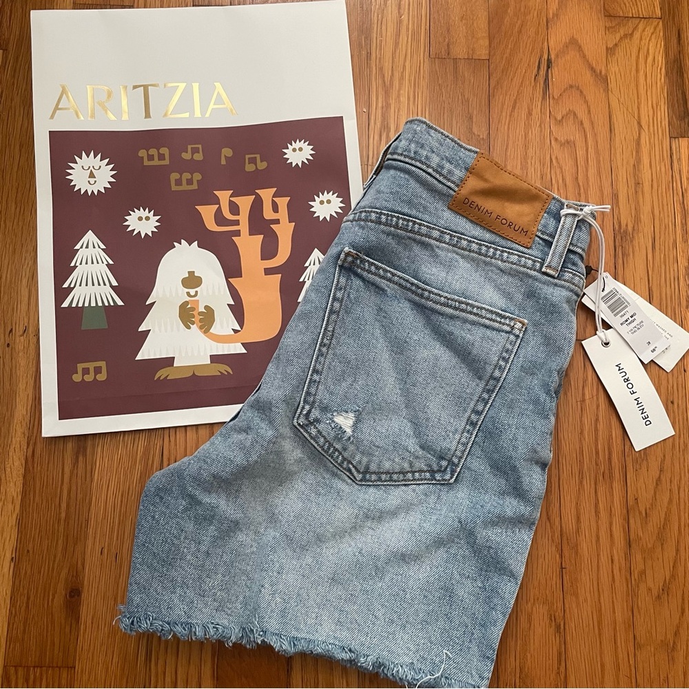 Aritzia Mid Thigh Denim Shorts